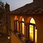فندق مبيت وإفطار A Piazza Del Gesu 3*