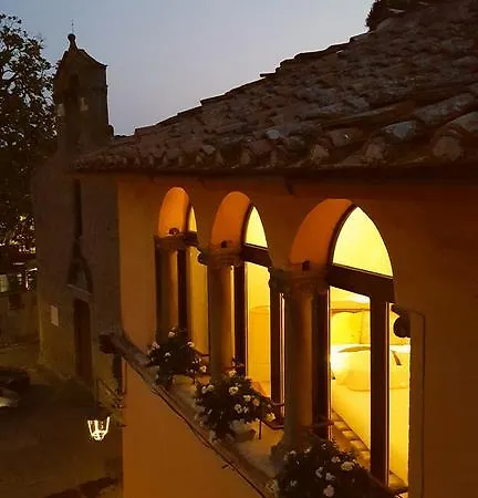 Nocleg ze śniadaniem A Piazza Del Gesu 3*