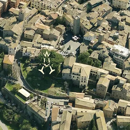 ベッド・アンド・ブレックファスト A Piazza Del Gesu ヴィテルボ