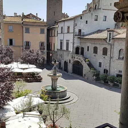 A Piazza Del Gesu Nocleg ze śniadaniem
