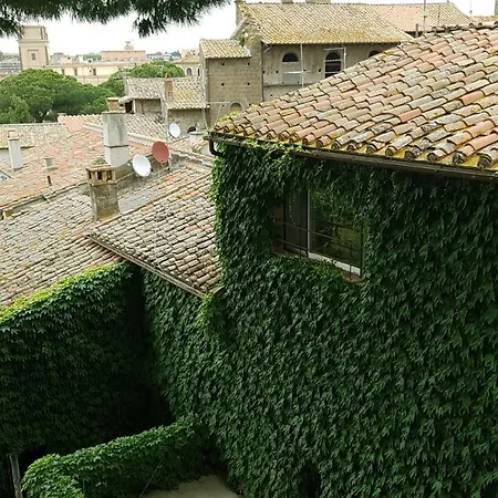 A Piazza Del Gesù 3* Viterbo