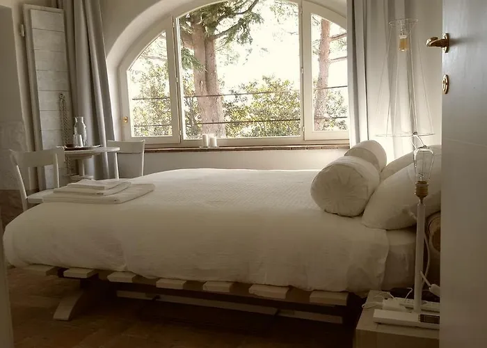 A Piazza Del Gesu Bed & Breakfast 3*